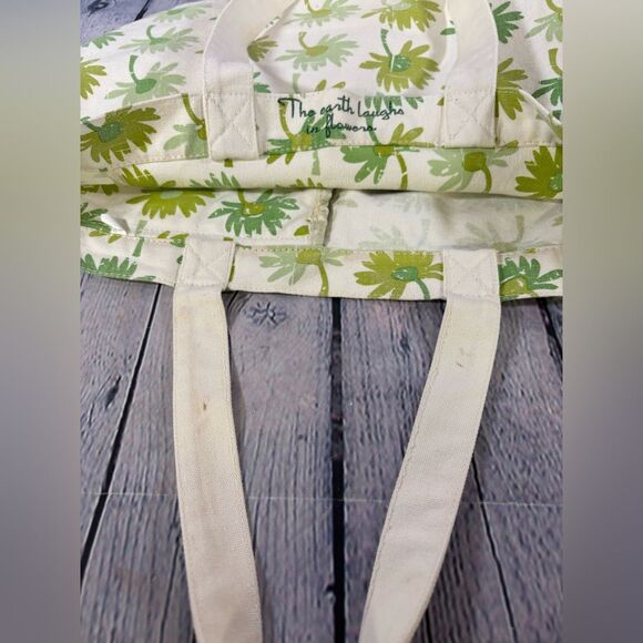 MIXX Green Daisy Lightweight Canvas Coated Garden Cottagecore Tote Bag Purse - Picture 8 of 12